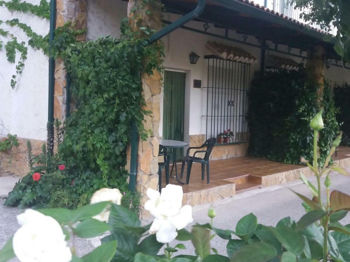 Gasthaus Cortijo El Cercadillo Bedmar y Garciez Exterior foto